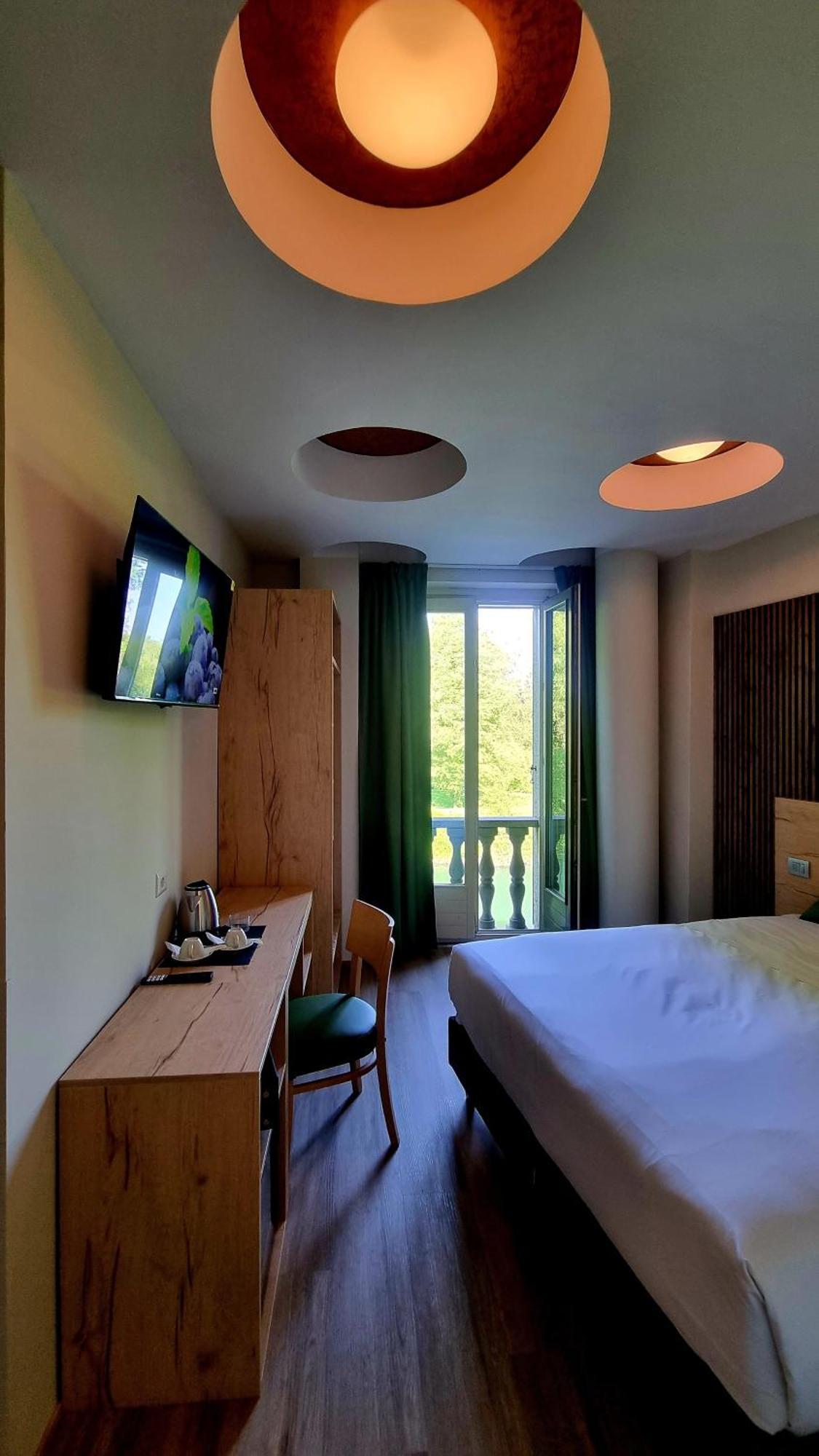 Botanique Hotel Vergani Fara Gera d'Adda Luaran gambar