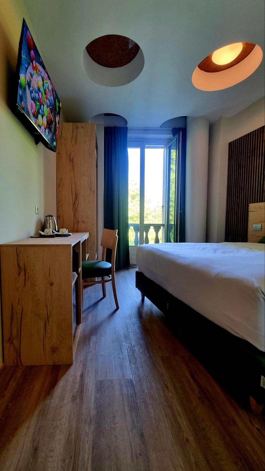 Botanique Hotel Vergani Fara Gera d'Adda Luaran gambar