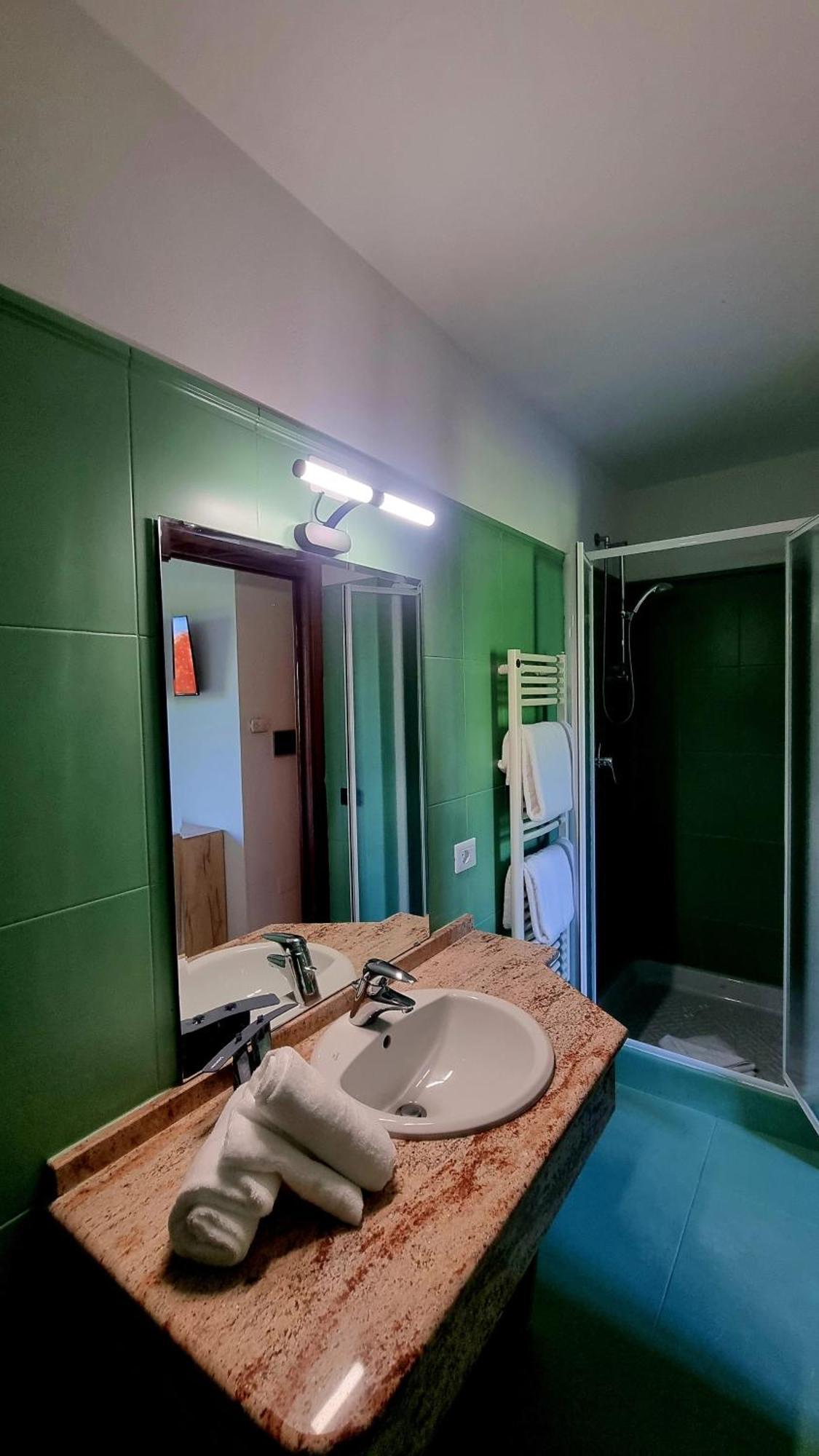 Botanique Hotel Vergani Fara Gera d'Adda Luaran gambar